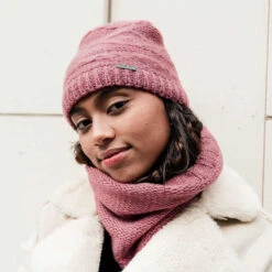 P.A.C. PAC Salo Beanie - Off White -Kopfbedeckungen Geschäft 80c8e66e92843dab39057b9db75f7b010d5c85b9 2010 1010 00 004 2